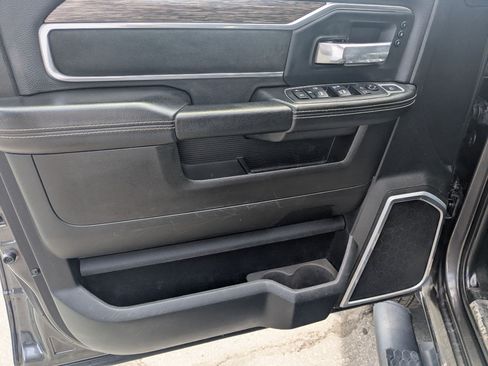 Used 2019 RAM 3500 Laramie AWD/4WD image 15