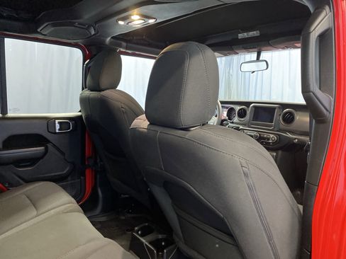 Certified 2023 Jeep Wrangler Willys image 35