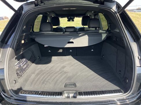 Used 2025 Mercedes-Benz GLE 350 4MATIC image 10