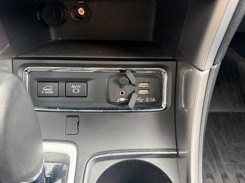 Used 2019 Subaru Ascent Limited w/ Popular Package #3 image 23