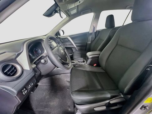 Used 2017 Toyota RAV4 LE w/ All Weather Liner Package AWD/4WD image 17