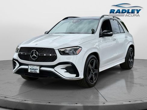 Used 2024 Mercedes-Benz GLE 450e 4MATIC w/ AMG Line Exterior image 3