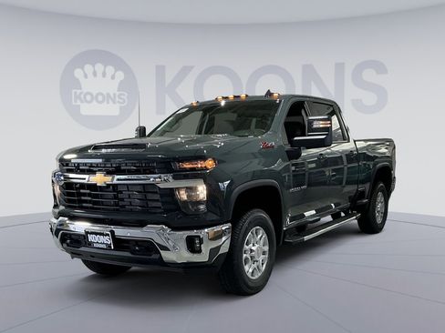 New 2026 Chevrolet Silverado 2500 LT image 1