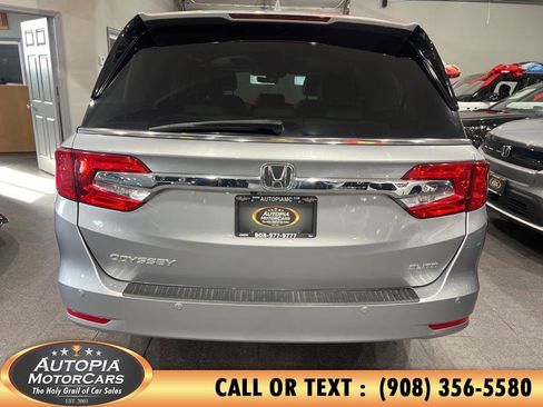 Used 2020 Honda Odyssey Elite image 4
