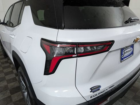 New 2026 Chevrolet Equinox LT AWD/4WD image 12