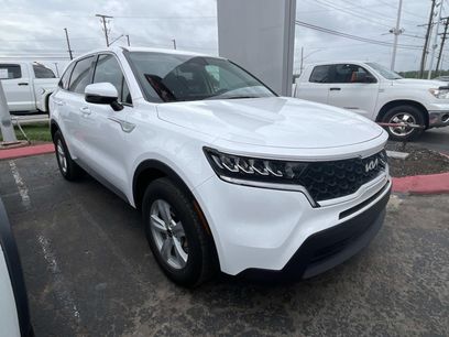 Used 2023 Kia Sorento LX
