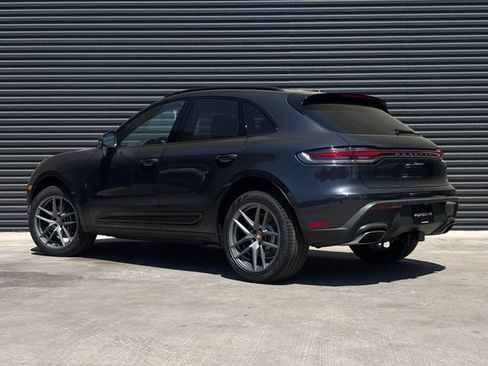 New 2026 Porsche Macan image 3