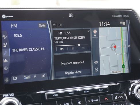 Used 2022 Toyota Highlander Platinum AWD/4WD image 31