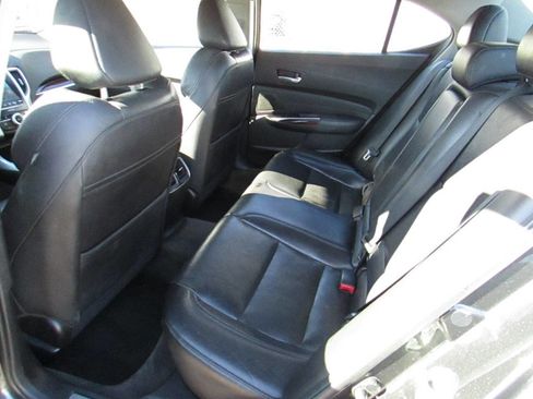 Used 2016 Acura TLX w/ Technology Package image 11