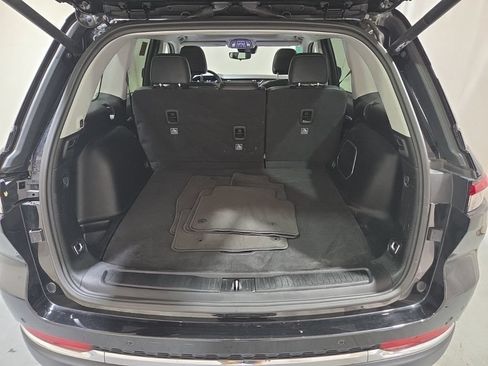 Used 2022 Jeep Grand Cherokee Limited RWD image 5
