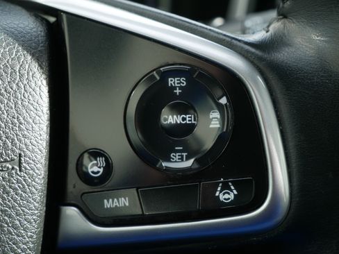 Used 2020 Honda CR-V Touring image 18