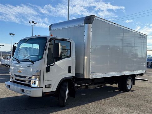 New 2024 Chevrolet Low Cab Forward image 8