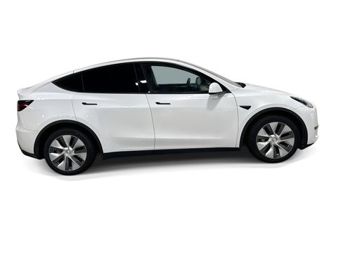 Certified 2023 Tesla Model Y Long Range AWD/4WD image 7