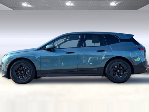 Certified 2023 BMW iX xDrive50 w/ Premium Package AWD/4WD image 2