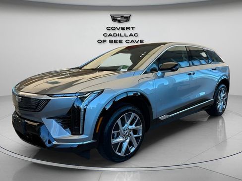 New 2026 Cadillac Optiq Luxury 1 image 3