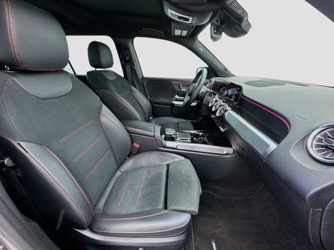 Used 2023 Mercedes-Benz GLB 250 image 20