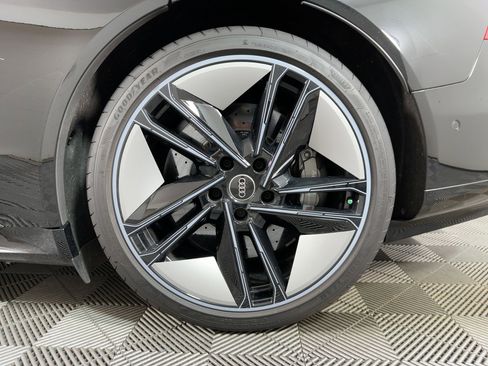 Used 2023 Audi RS e-tron GT w/ Ceramic Brake Package image 10