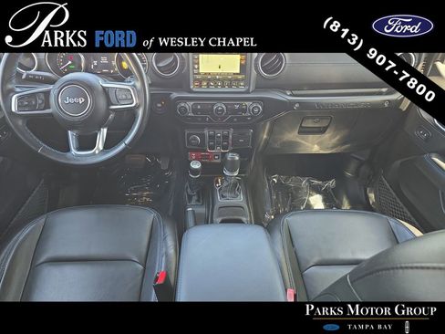 Used 2021 Jeep Wrangler Unlimited Rubicon 4xe AWD/4WD image 10