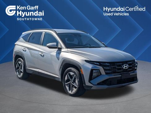 Certified 2025 Hyundai Tucson SEL AWD/4WD image 1