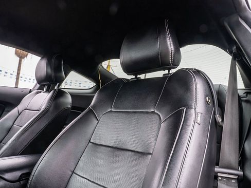 Used 2020 Ford Mustang GT Premium RWD image 19