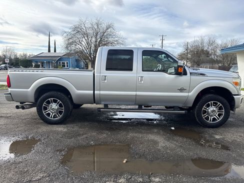 Used 2015 Ford F250 Platinum w/ FX4 Off-Road Package image 6