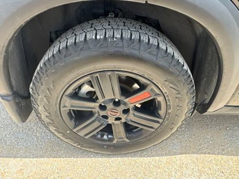 Used 2025 Nissan Rogue SV AWD/4WD image 26