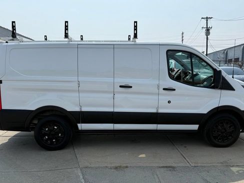 Used 2019 Ford Transit 150 130 Low Roof RWD image 6