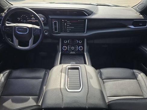 Used 2022 GMC Yukon Denali w/ Denali Ultimate Package RWD image 13