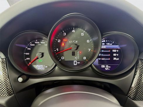 Used 2021 Porsche Macan GTS image 12