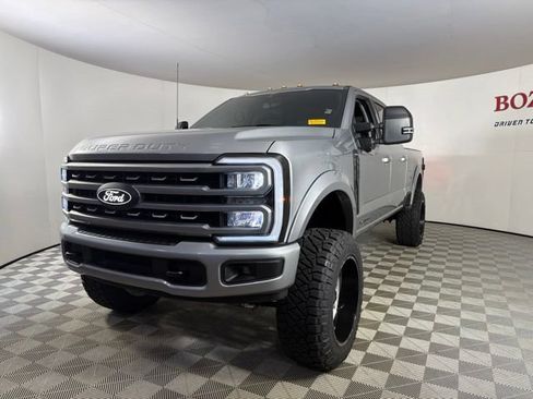Used 2024 Ford F250 Lariat w/ Sport Appearance Package AWD/4WD image 4