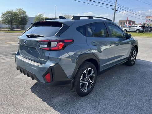 Used 2025 Subaru Crosstrek 2.0i Premium image 6