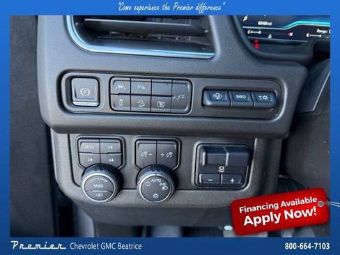 Used 2022 Chevrolet Suburban High Country image 38