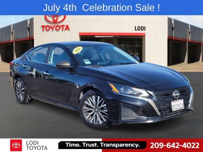 Used 2024 Nissan Altima 2.5 SV