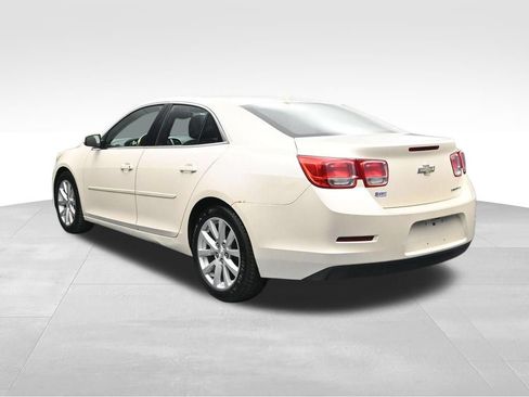 Used 2013 Chevrolet Malibu LT FWD image 3