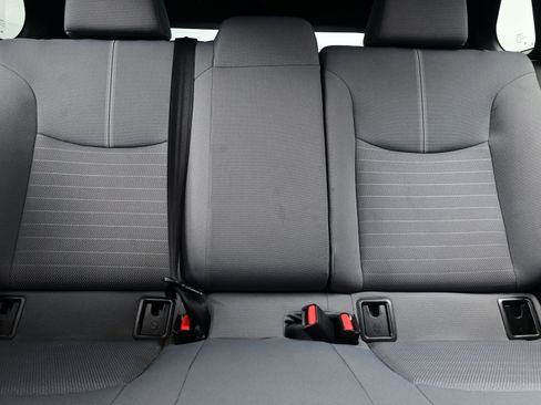 Used 2024 Toyota Corolla Cross SE image 15