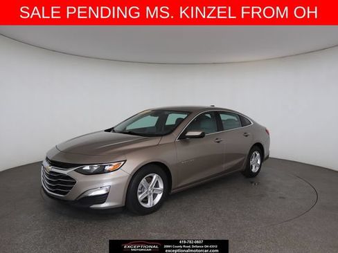 Used 2022 Chevrolet Malibu LS w/ Driver Confidence Package II FWD image 2