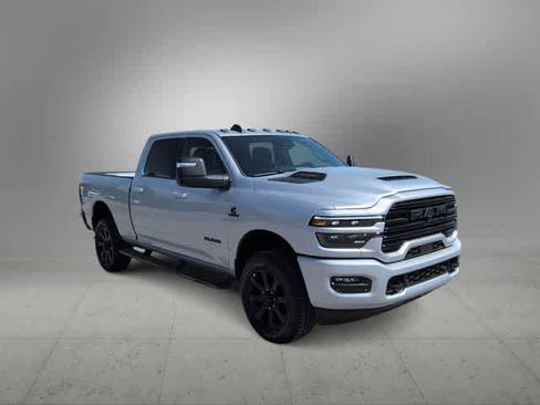 New 2026 RAM 2500 Laramie AWD/4WD image 2