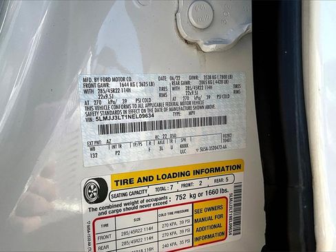 Used 2022 Lincoln Navigator L Reserve image 18