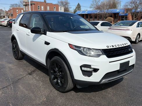 Used 2017 Land Rover Discovery Sport HSE image 3