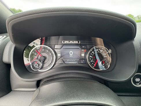 Used 2024 RAM 2500 Big Horn w/ Safety Group AWD/4WD image 24