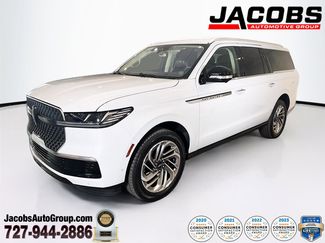 Used 2025 Lincoln Navigator L Reserve AWD/4WD video 1