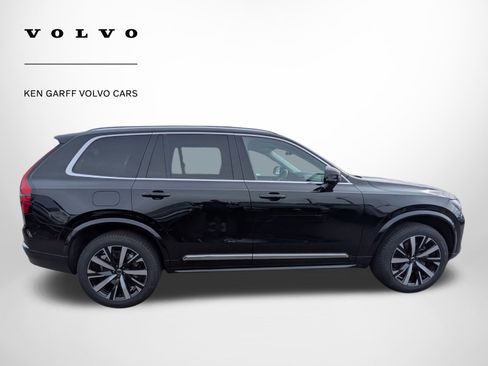 New 2026 Volvo XC90 B5 Core AWD/4WD image 2