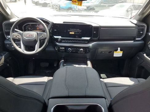 New 2026 GMC Sierra 2500 SLT w/ SLT Premium Package AWD/4WD image 13