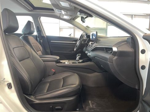 Used 2023 Nissan Altima 2.5 SL AWD/4WD image 18