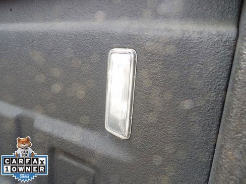 Used 2023 Jeep Gladiator Rubicon w/ Cold Weather Group image 16