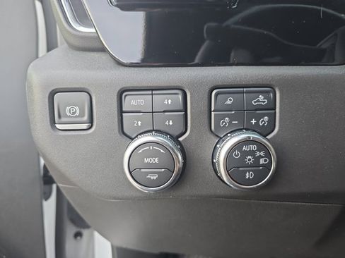 Used 2024 GMC Sierra 1500 SLT w/ SLT Premium Package image 23
