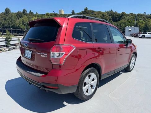 Used 2015 Subaru Forester 2.5i Limited AWD/4WD image 3