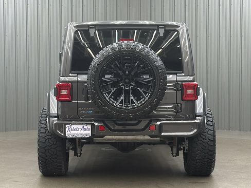 Used 2025 Jeep Wrangler Unlimited Sahara w/ Safety Group AWD/4WD image 4