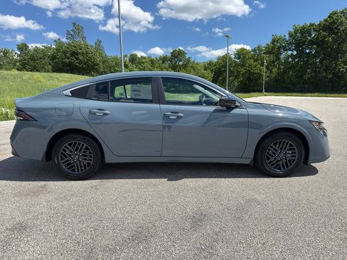 New 2026 Nissan Sentra SV FWD image 4