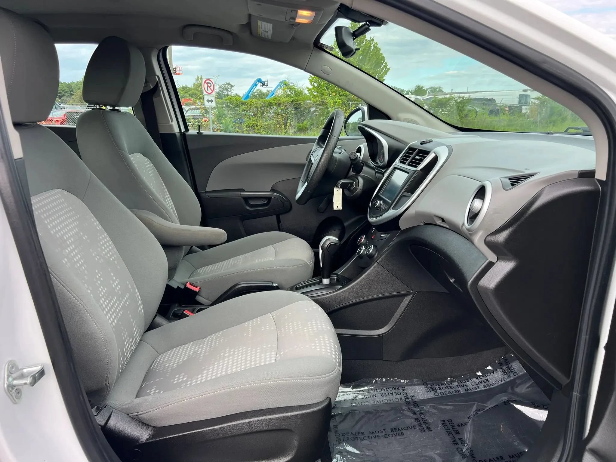 Used 2017 Chevrolet Sonic LT FWD image 16